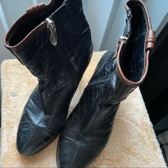 Geronea Italian Leather black boots. - Picture 7 of 14